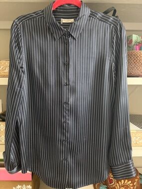 Equipment Femme Navy and White Stripe 100% Silk Button Down Shirt. Medium